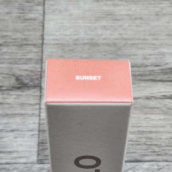 Smashbox Halo Sheer To Stay Cream Cheek+Lip Tint (Sunset) 10ml/.34 fl oz - Picture 2 of 7